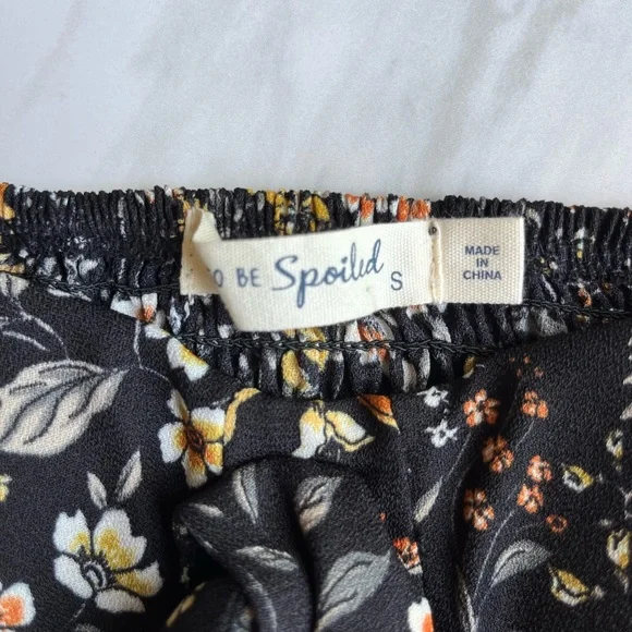 Live to be Spoiled Two Piece Set - Picture 11 of 11